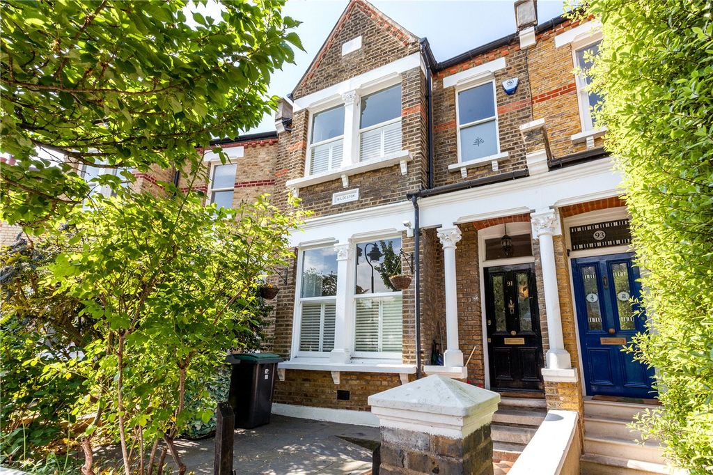 Property photo 2 of 43 Picture No. 61