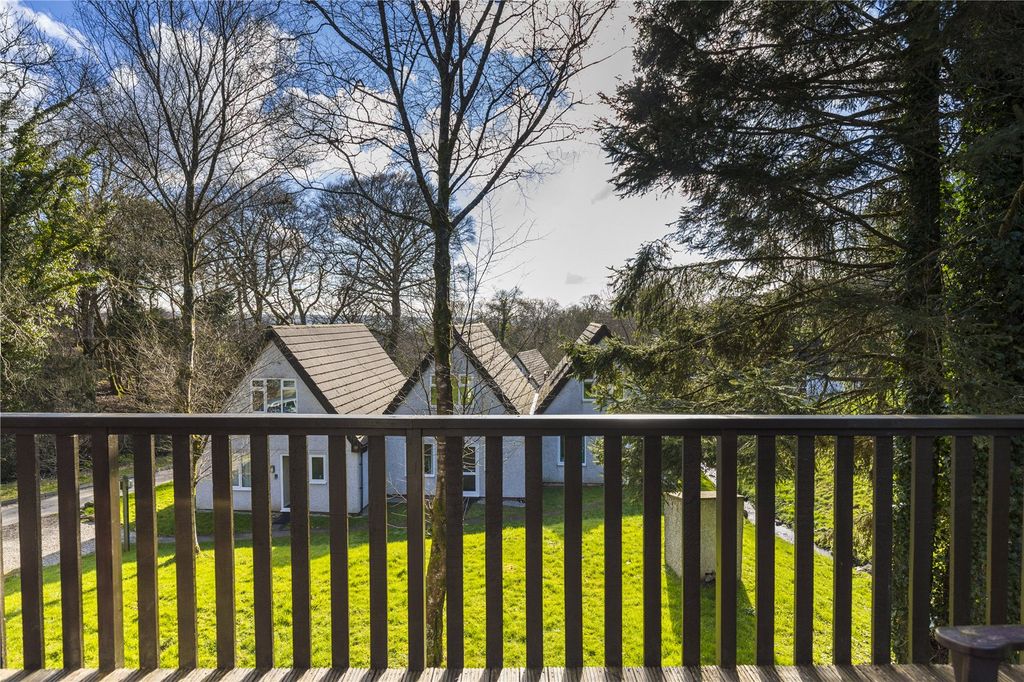 Property photo 1 of 16 View - 38 Valley