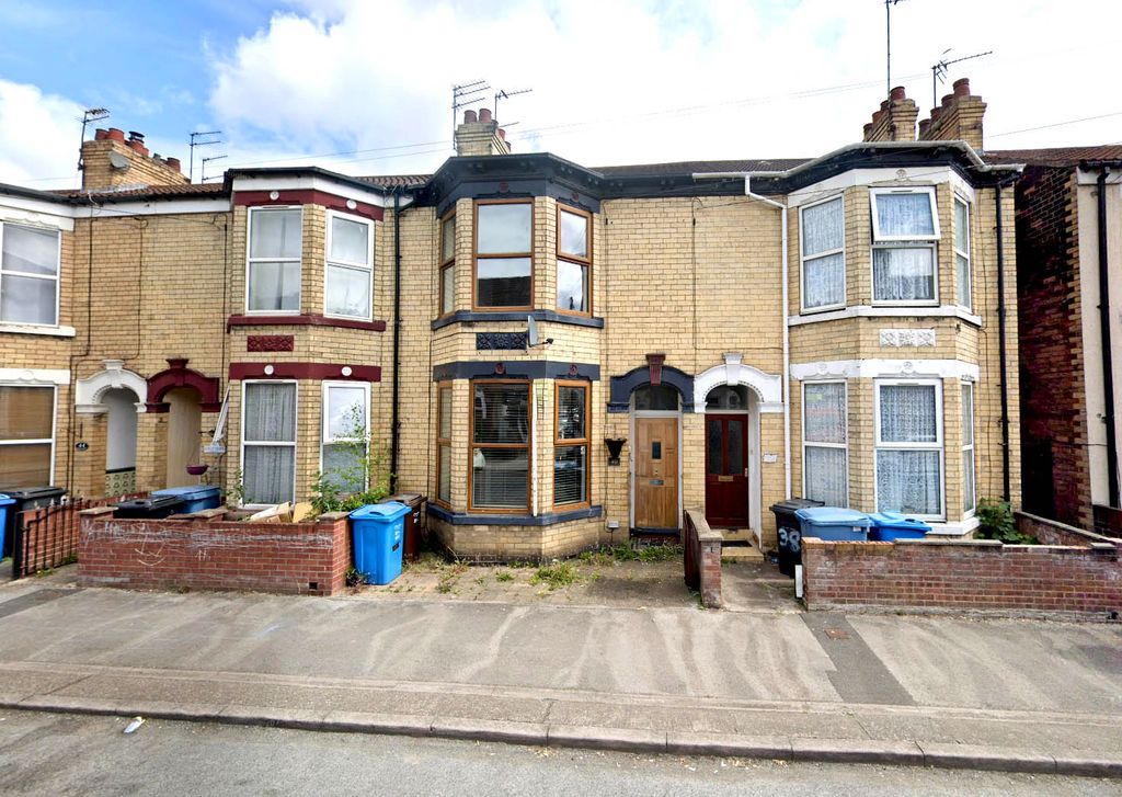 Property photo 1 of 3