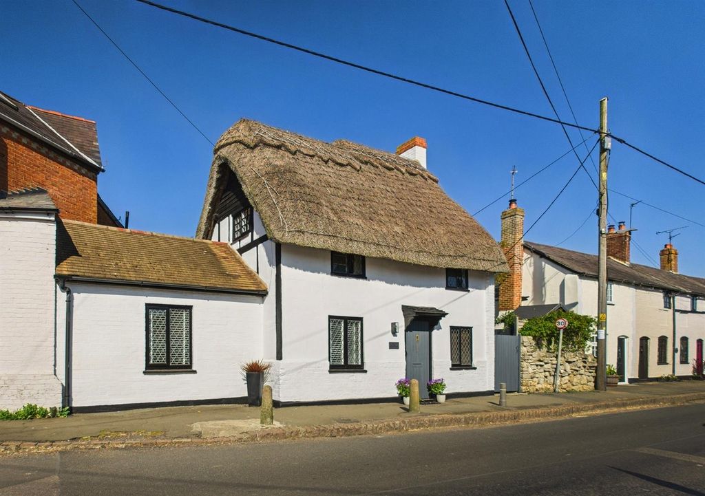 Property photo 1 of 38 Wide Shot Front Less Road.Jpg