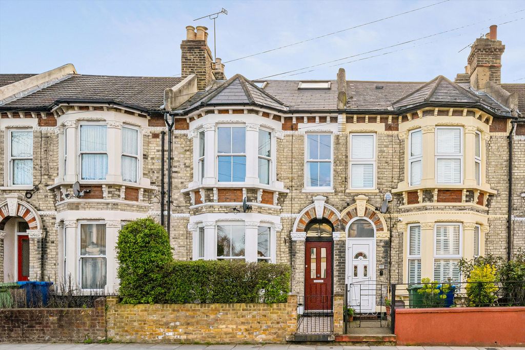 Property photo 1 of 12 Image