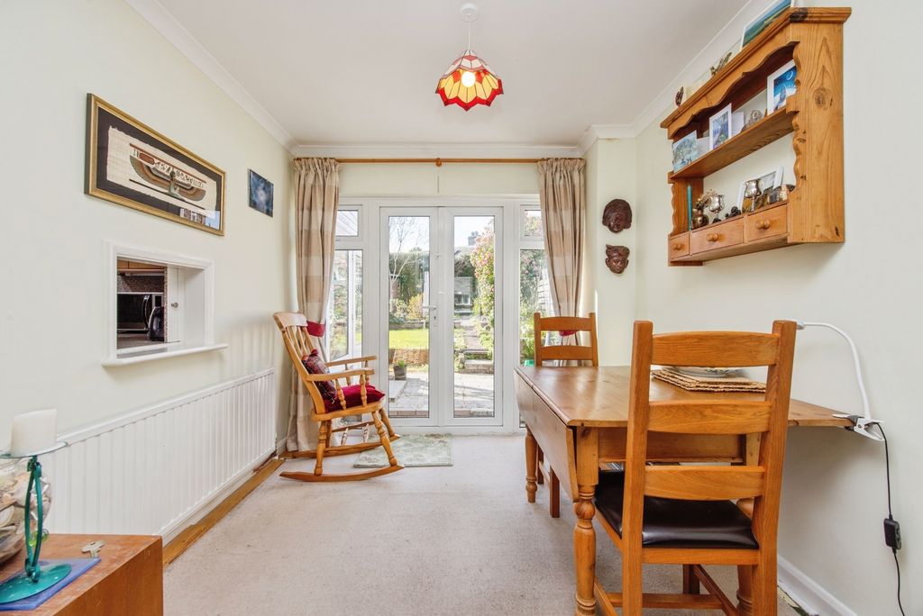 Property photo 3 of 19 Dining Room
