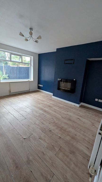 Property photo 2 of 5 Dining Room