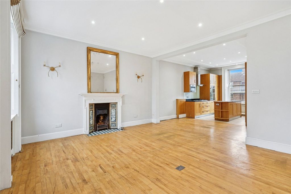 Property photo 3 of 15 Reception Room