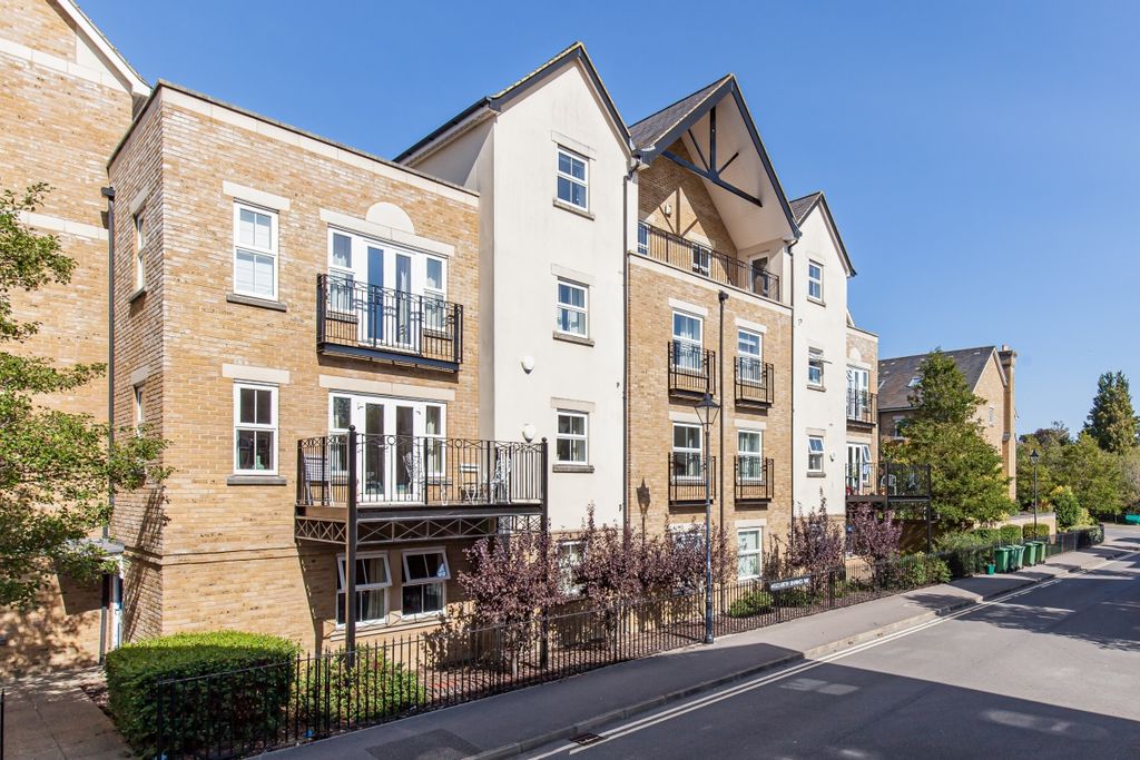 Property photo 2 of 7 142782