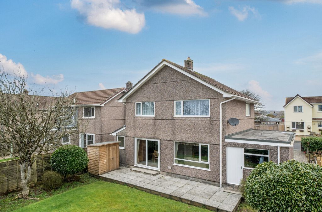 Property photo 3 of 16 1409274-1-69834Eb...