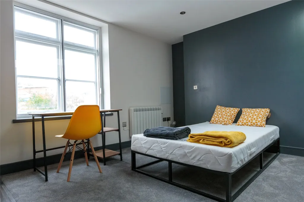 Apartment in Bristol, City Centre - View 6