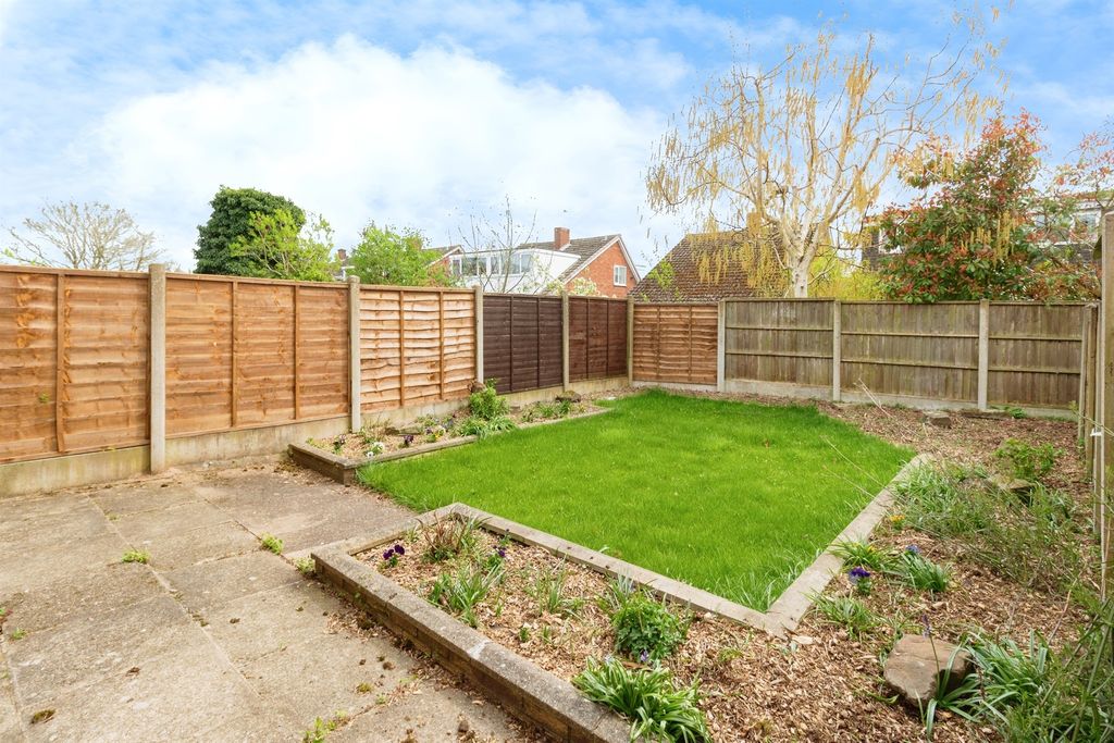 Property photo 2 of 17