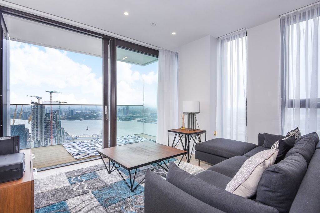 Property photo 1 of 15 Reception