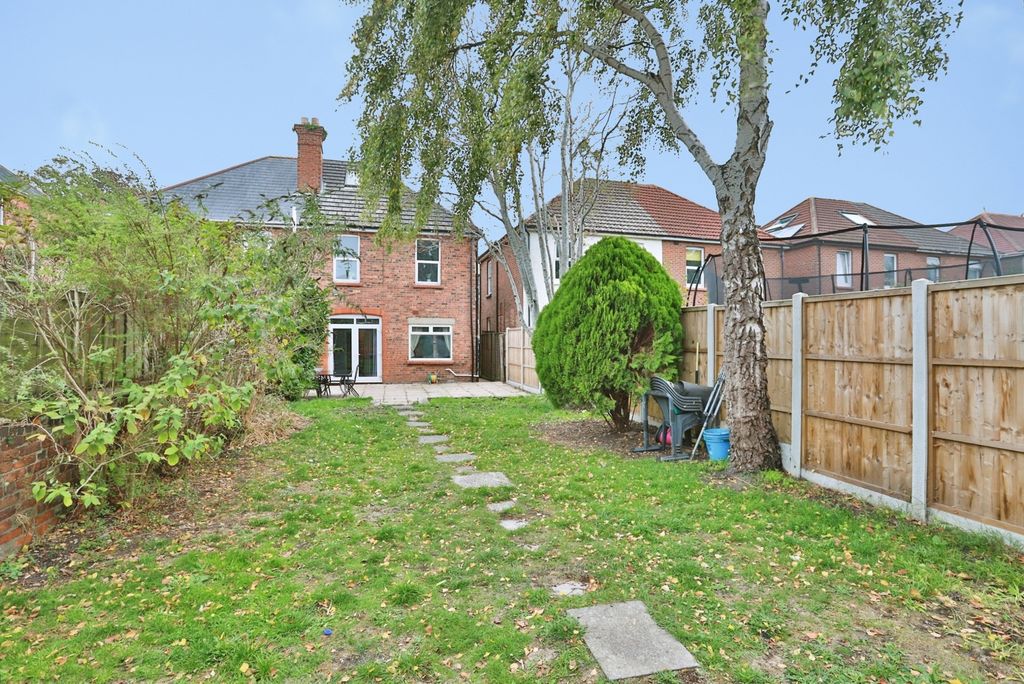 Property photo 2 of 16 Rear