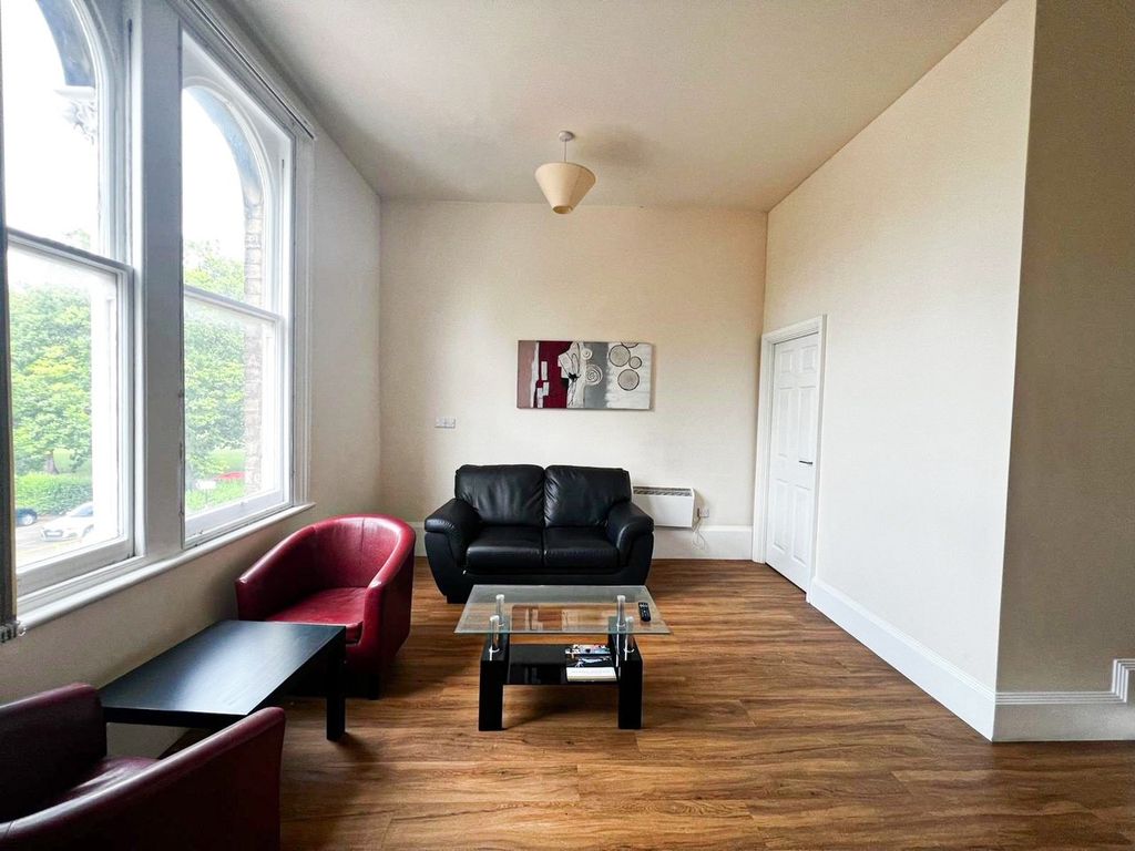 Property photo 3 of 12 Living Room