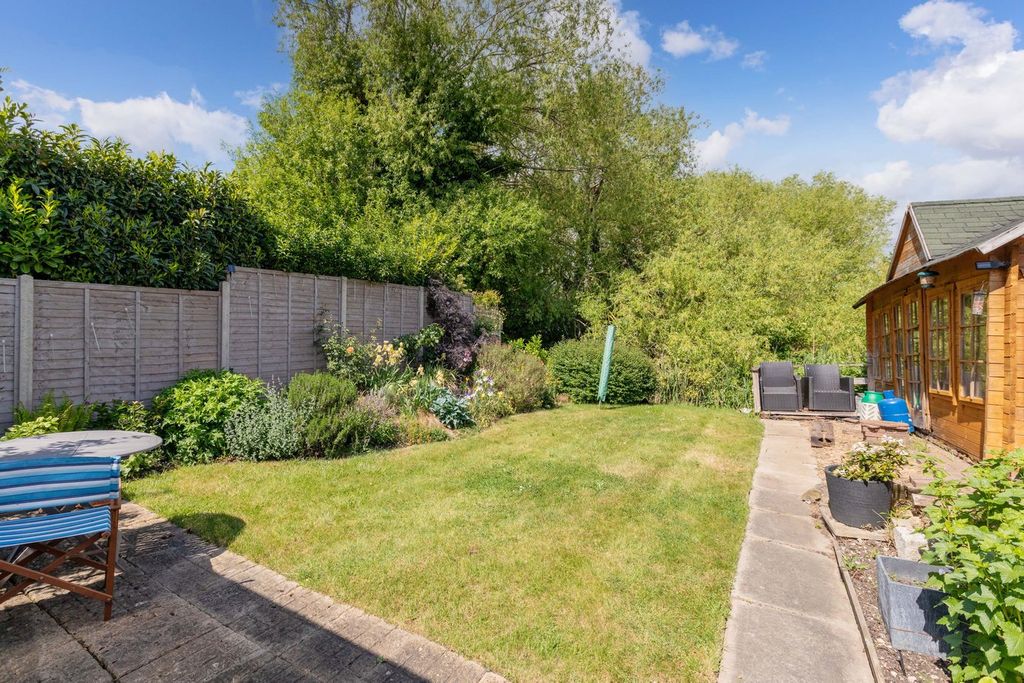 Property photo 2 of 12