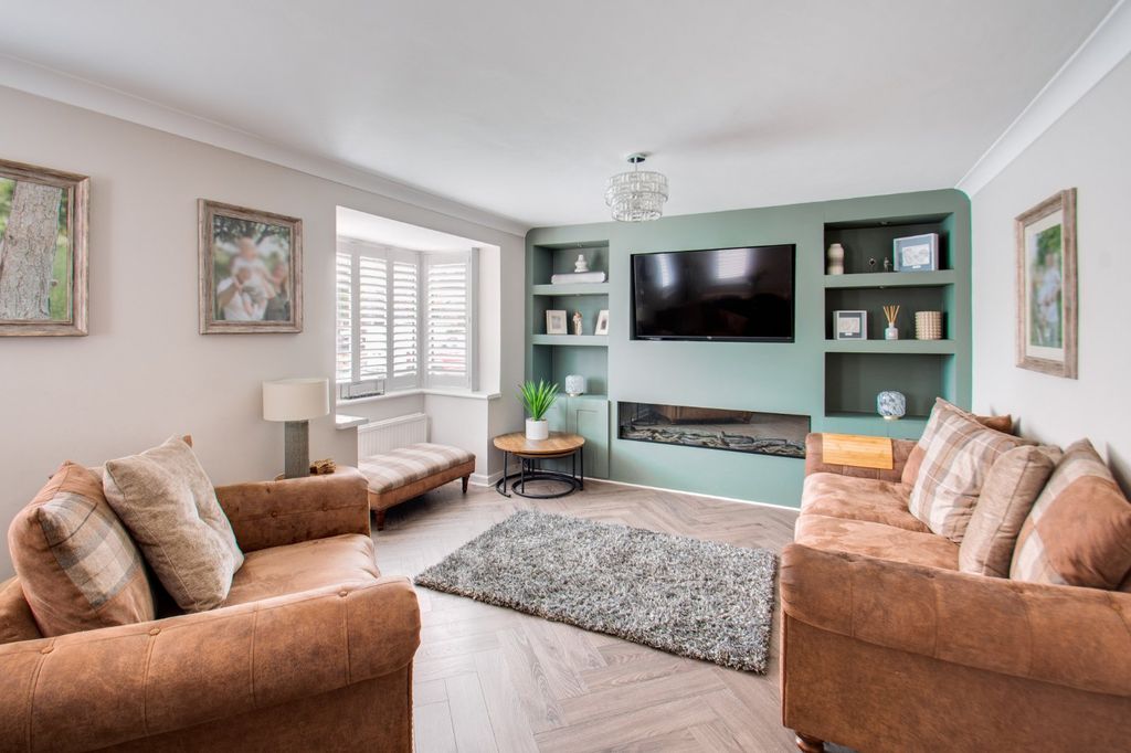 Property photo 2 of 24 Picture No. 22