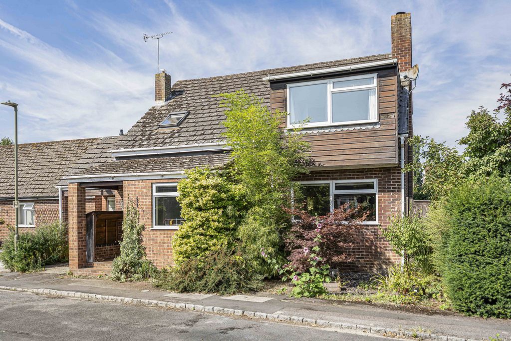Property photo 1 of 24