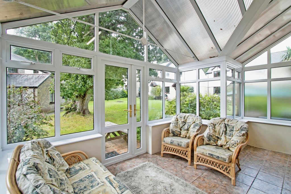 Property photo 2 of 17 Photography