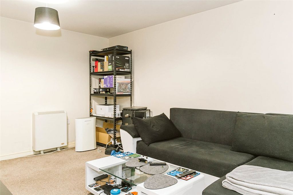 Property photo 3 of 10 Picture No. 08