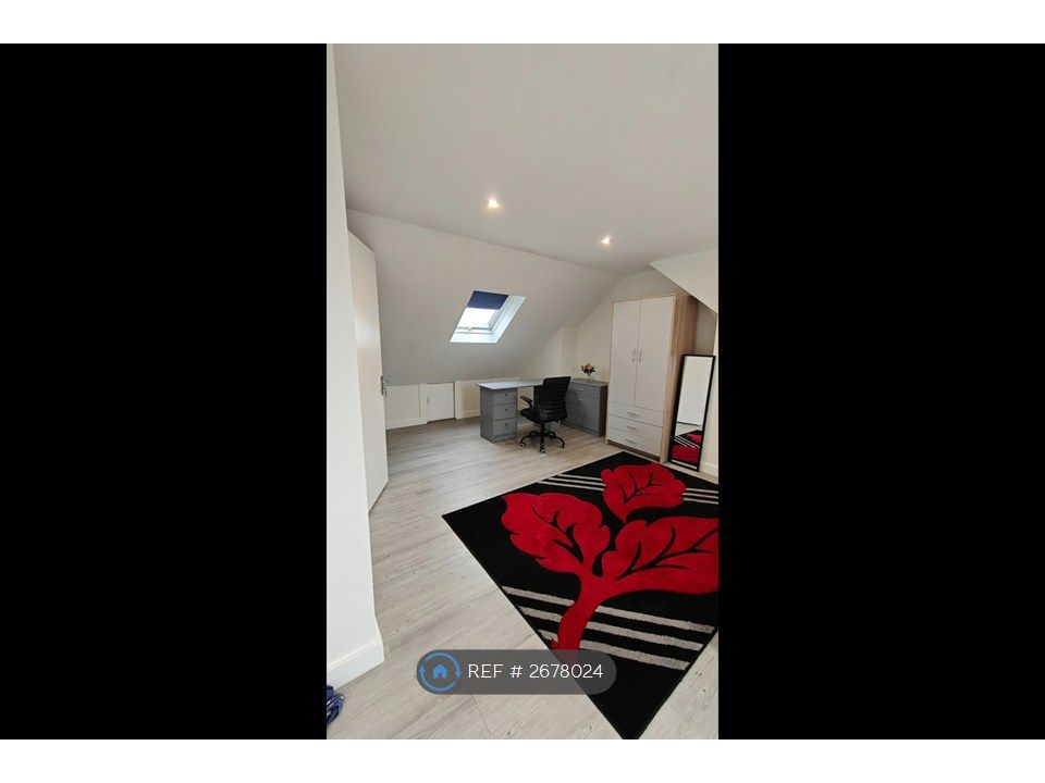 Property photo 3 of 6