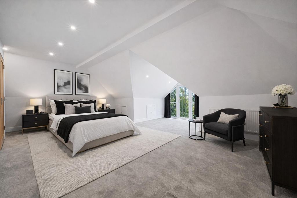Additional image 9 of 7 bed detached house for saleAddiscombe Road, Croydon CR0