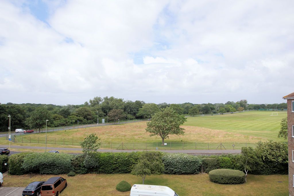 Property photo 2 of 9 View