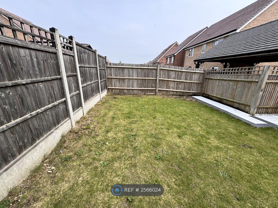Property photo 3 of 19 Garden