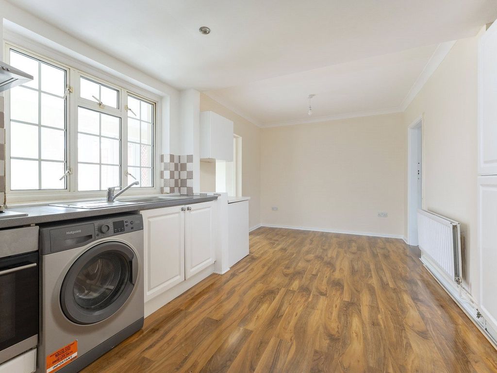 Property photo 3 of 17 Picture No. 05