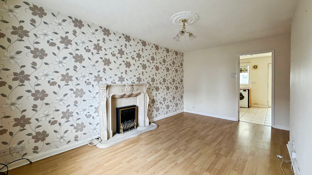 Property photo 3 of 16 15