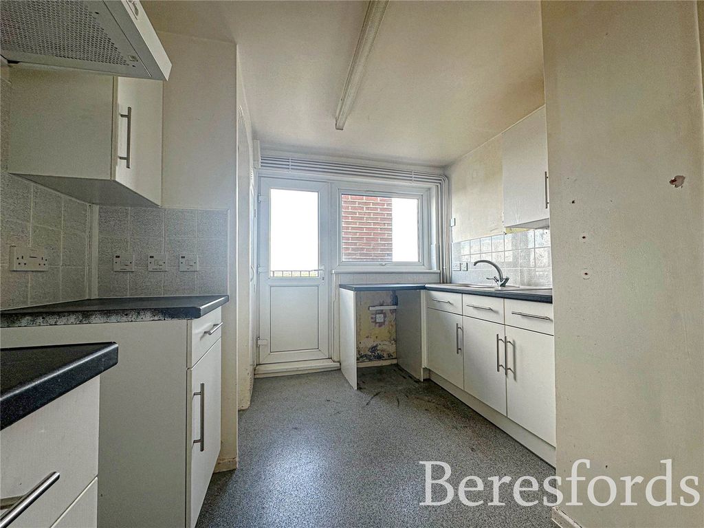 Property photo 2 of 12 Picture No. 04