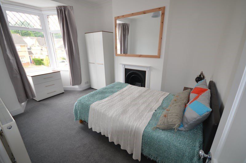 Property photo 3 of 5 Bedroom