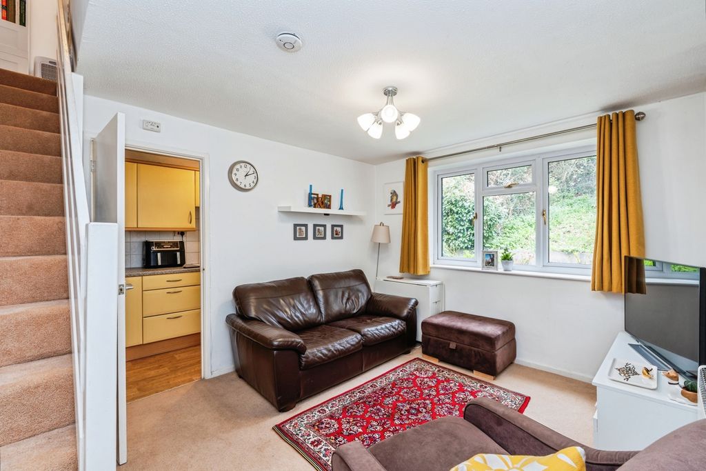 Property photo 3 of 19 Pbox-Img.Jpg