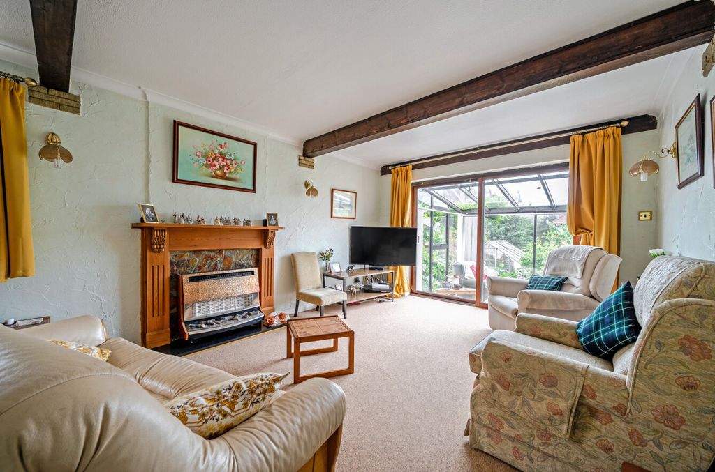 Property photo 2 of 14 1471381-1-6A26E2E...