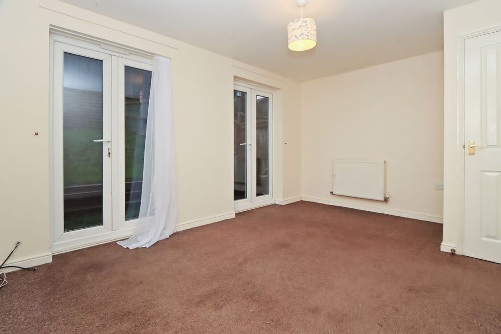 Property photo 3 of 10 Image 3