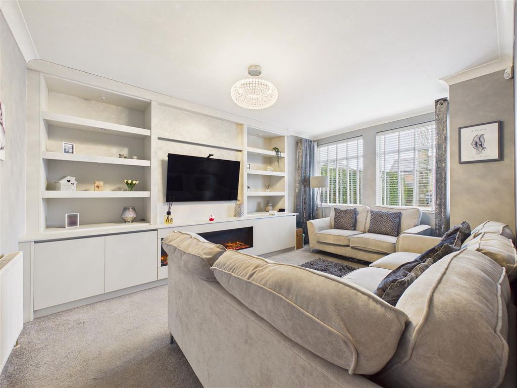 Property photo 3 of 16 Cam05193G0-Pr0107-Still002.Jpg