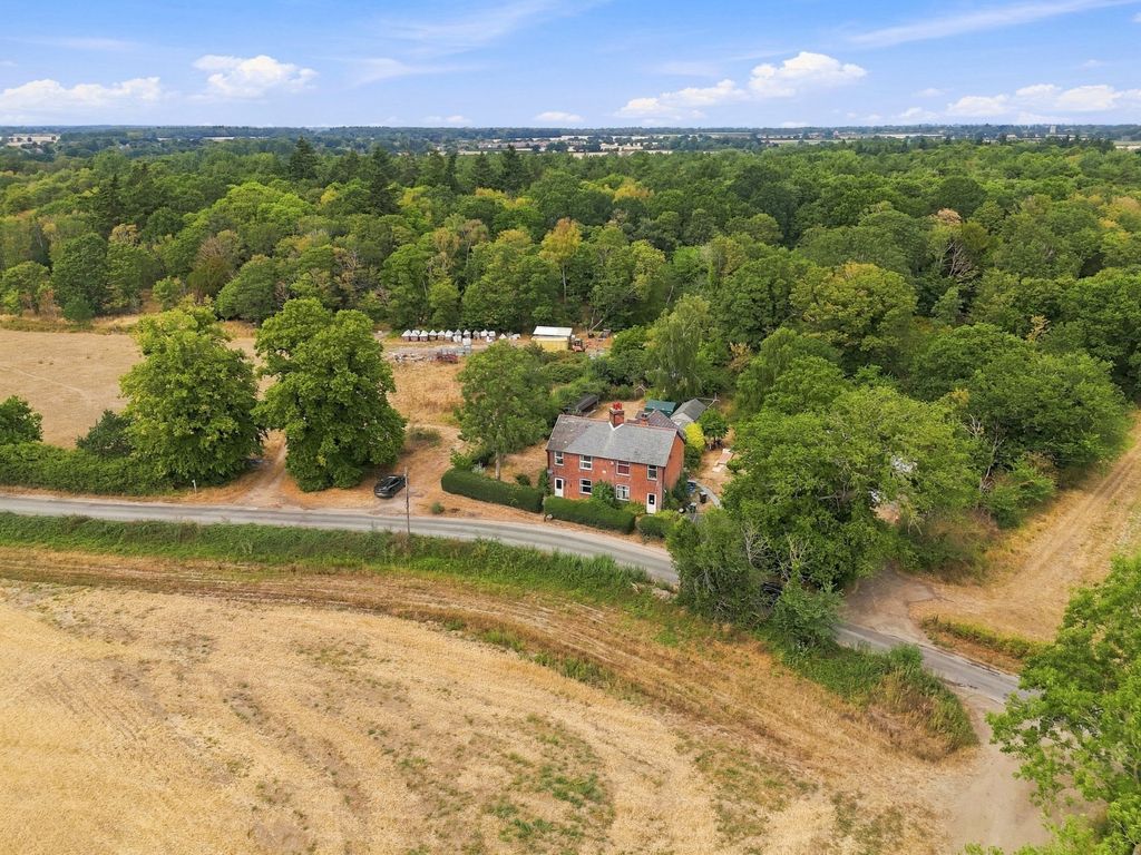 Property photo 2 of 18 Position