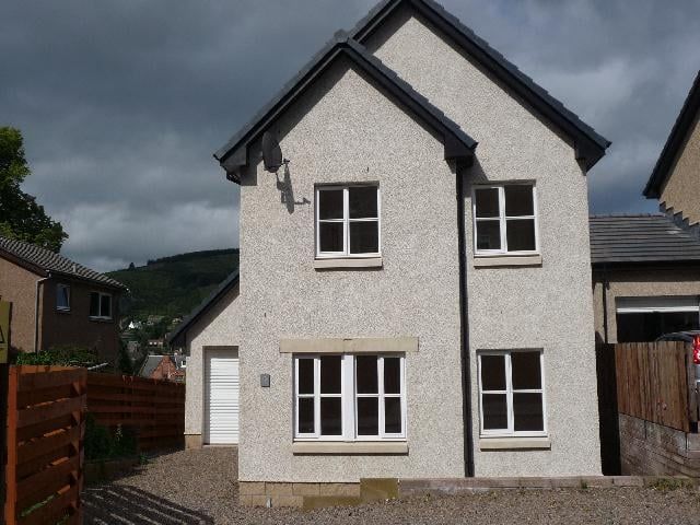 Property photo 1 of 7