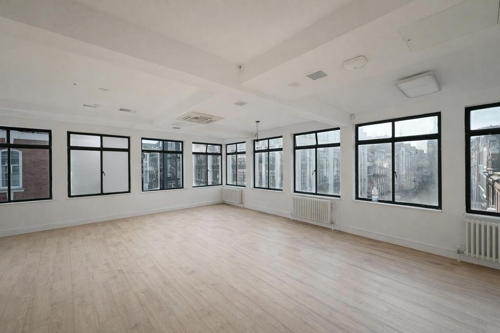 Property photo 2 of 7 4.Png