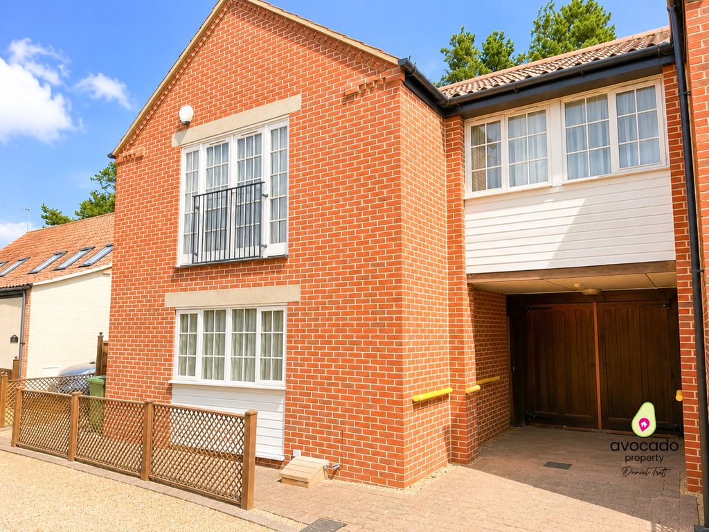 Property photo 1 of 19 5327592