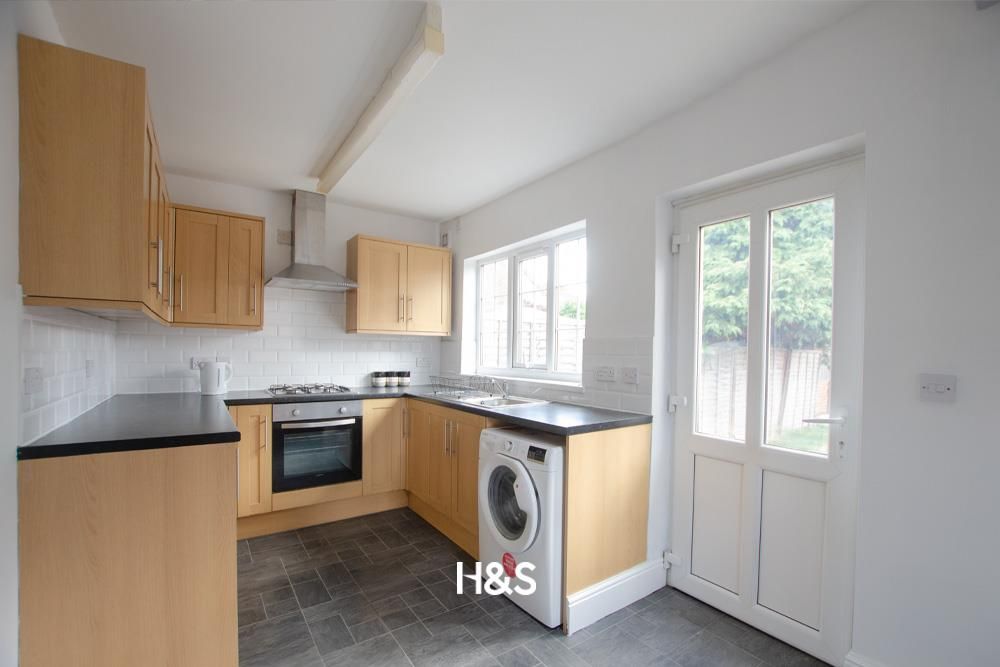 Property photo 2 of 9 Kitchen.Jpg