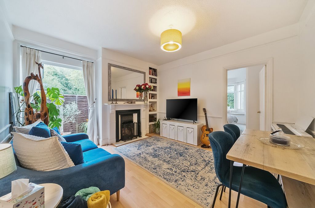 Property photo 1 of 25 1328272-9-6887B56...