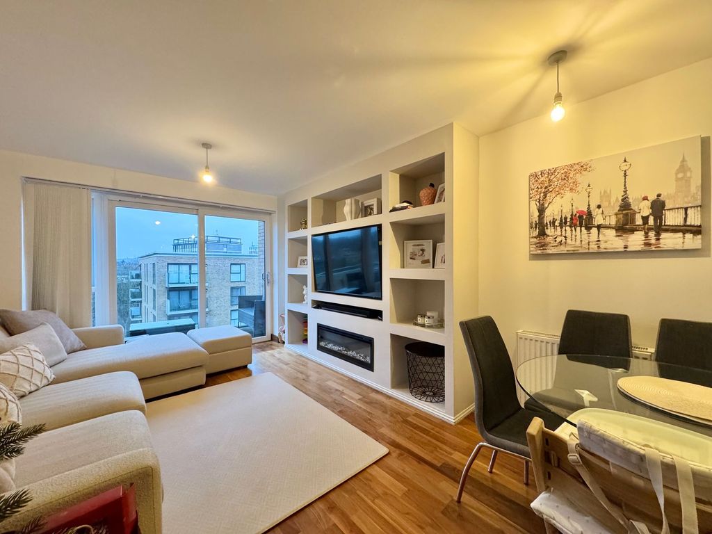 Property photo 1 of 14 Open Plan Lounge/Dining Area