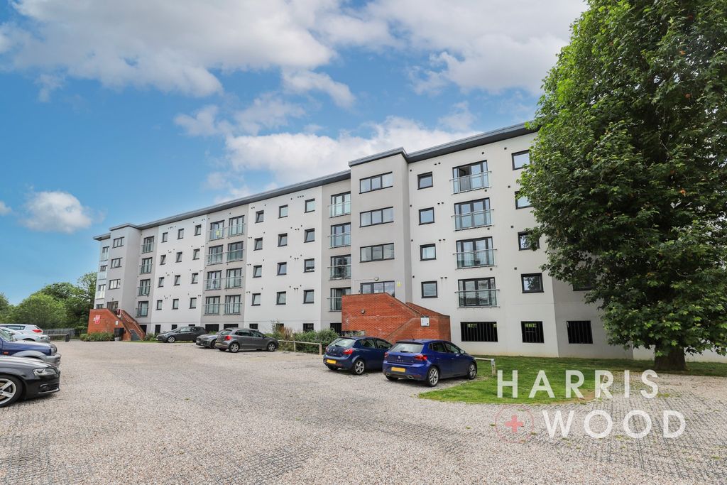 Property photo 1 of 10 4064441