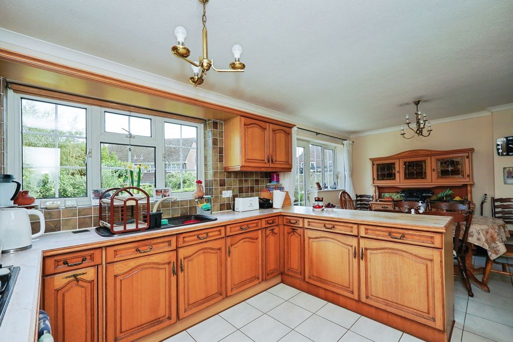 Property photo 3 of 20 Pbox-Img.Jpg
