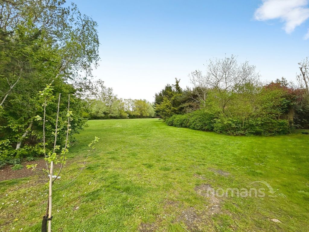 Property photo 2 of 12 Pbox-Img.Jpg