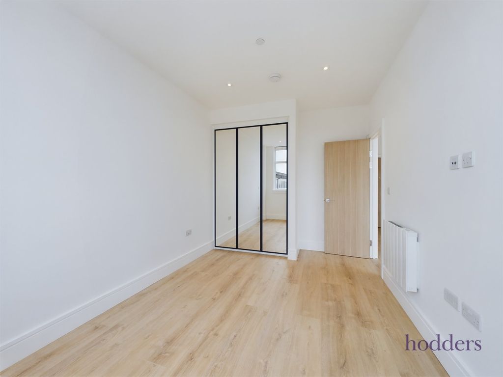 Property photo 3 of 11 Picture No. 13