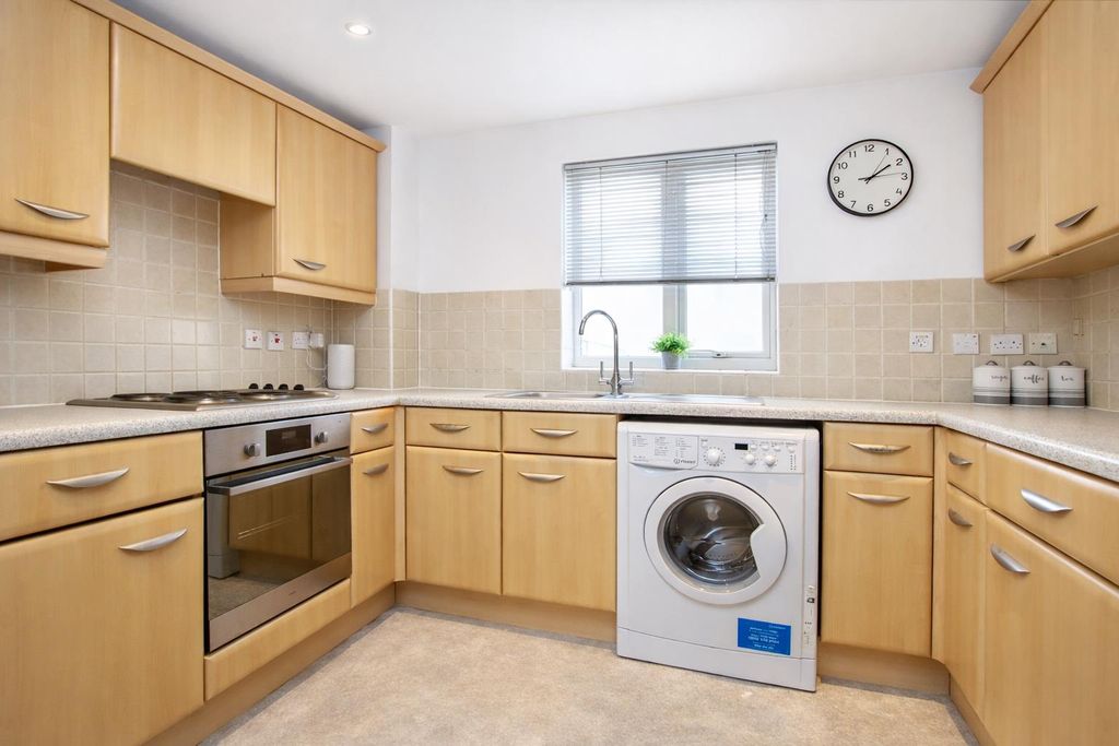 Property photo 3 of 8 Cccd394c-62c1-4Bd6-B09E-776E3B4d816B.Png