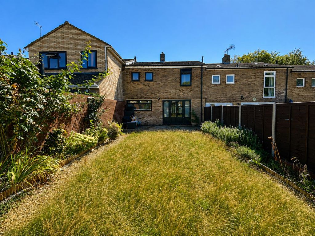 Property photo 3 of 21 Rear Garden