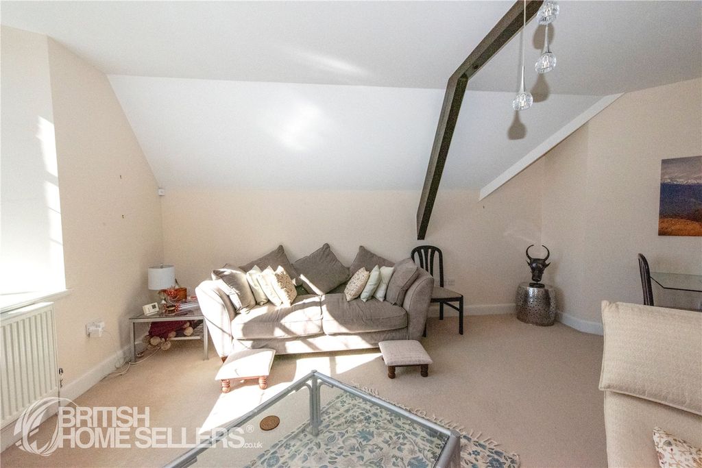 Additional image 5 of 2 bed flat for saleWoolston Close, Northampton, Northamptonshire NN3