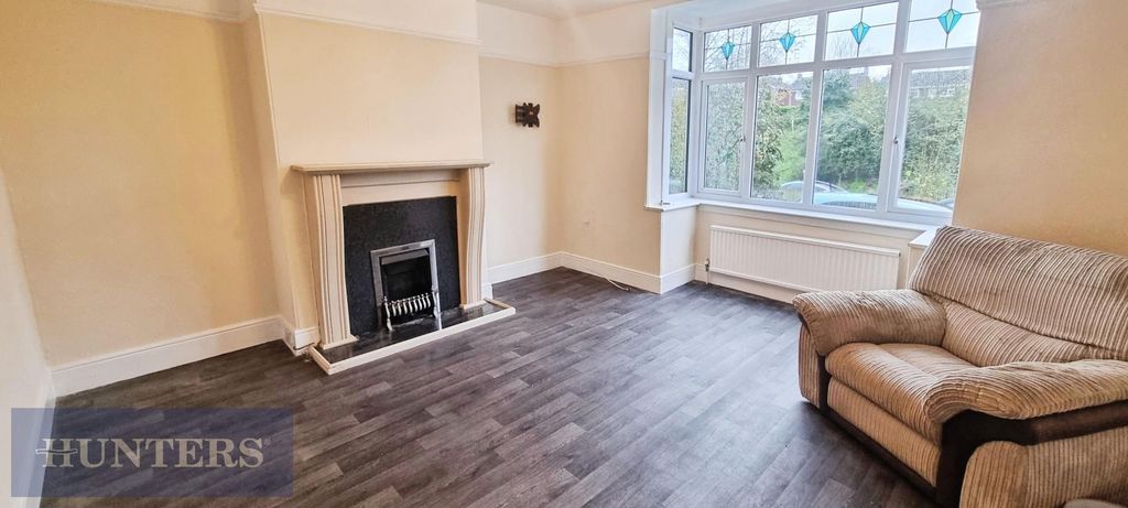 Property photo 2 of 11 0Db528E7-1000093392.Jpg