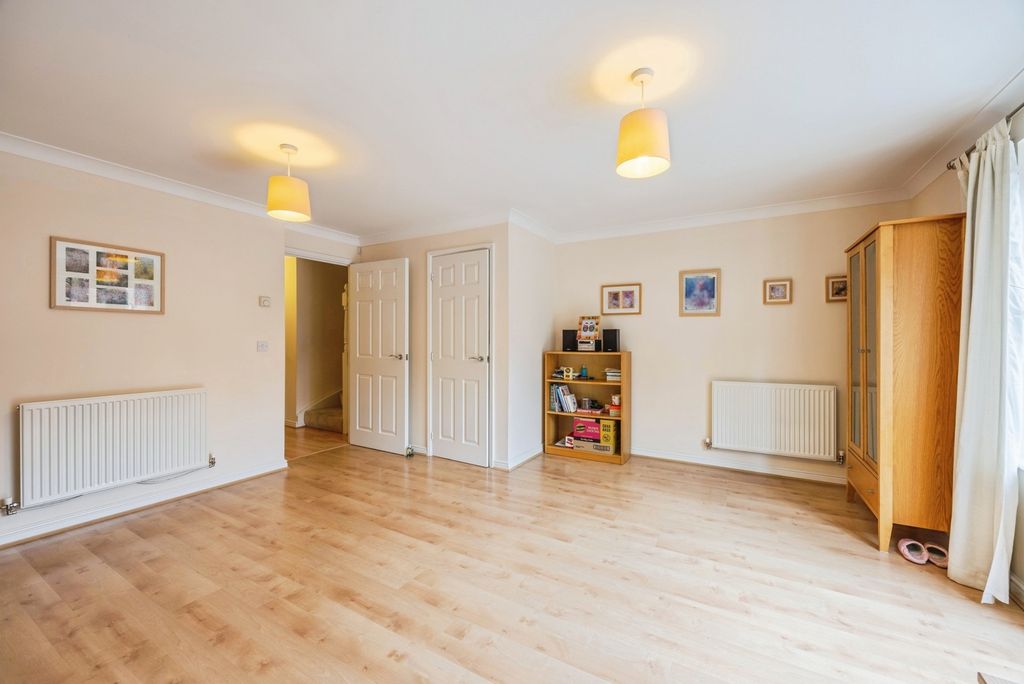Property photo 2 of 20 Pbox-Img.Jpg
