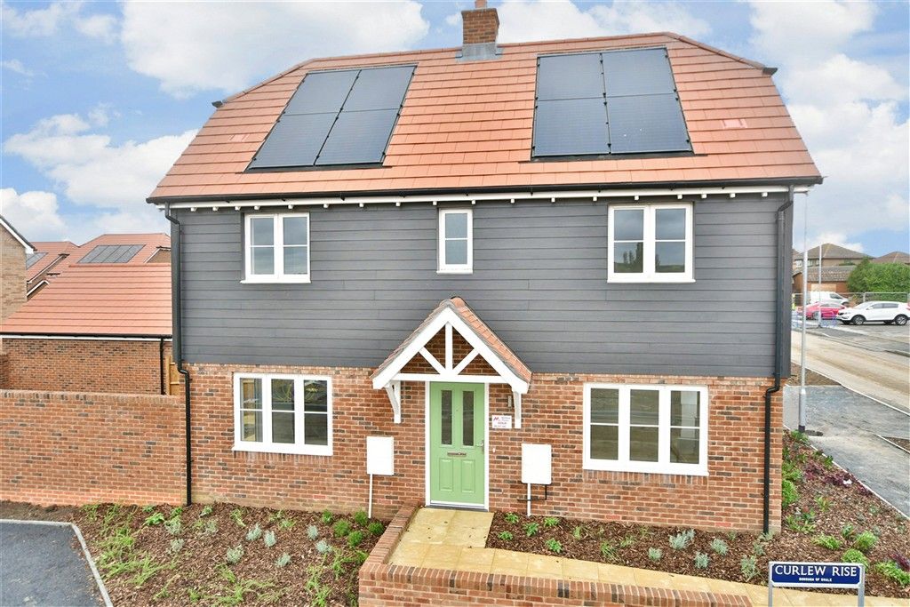 Property photo 2 of 14 Front