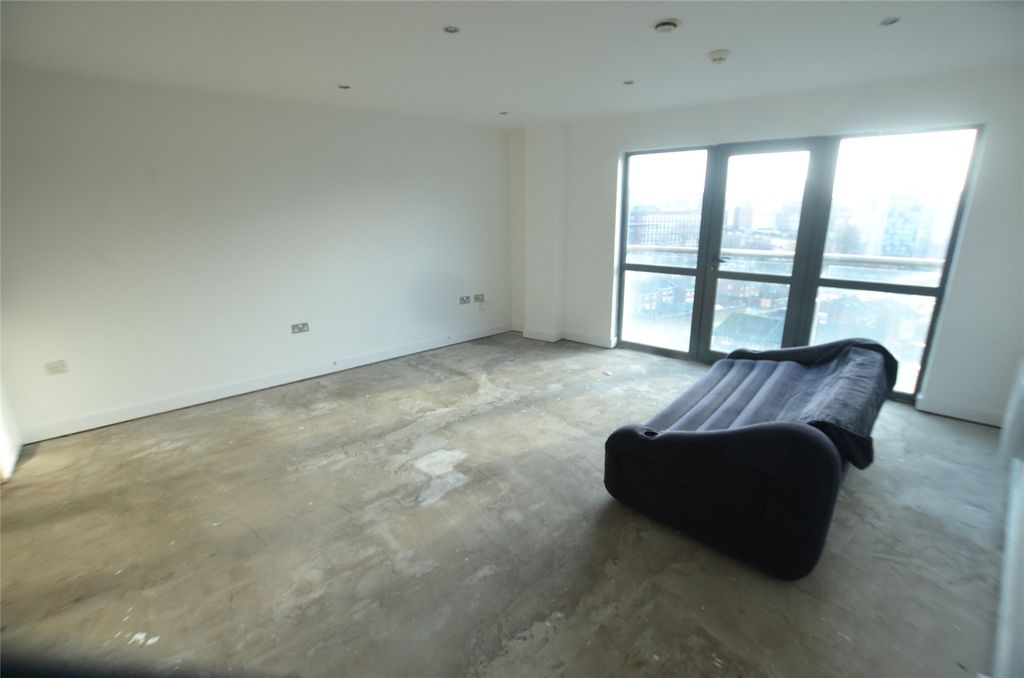 Property photo 2 of 6 Picture No. 04